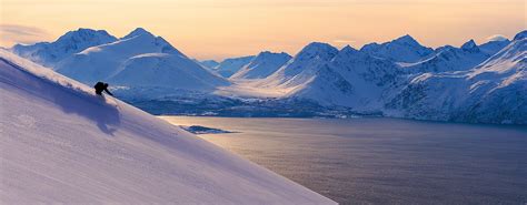 Experience the Northern Lights at Mavic Mountain Lodge in Lyngen